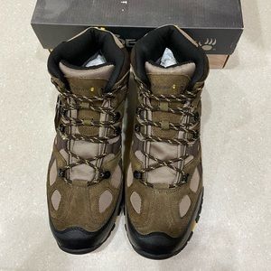 Bear paw men’s hiking boots